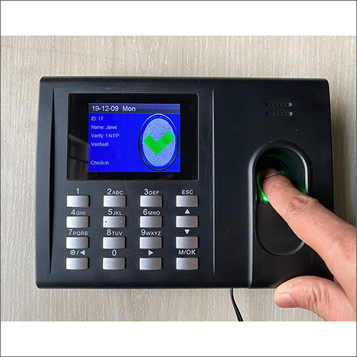 biometric-attendance-machine